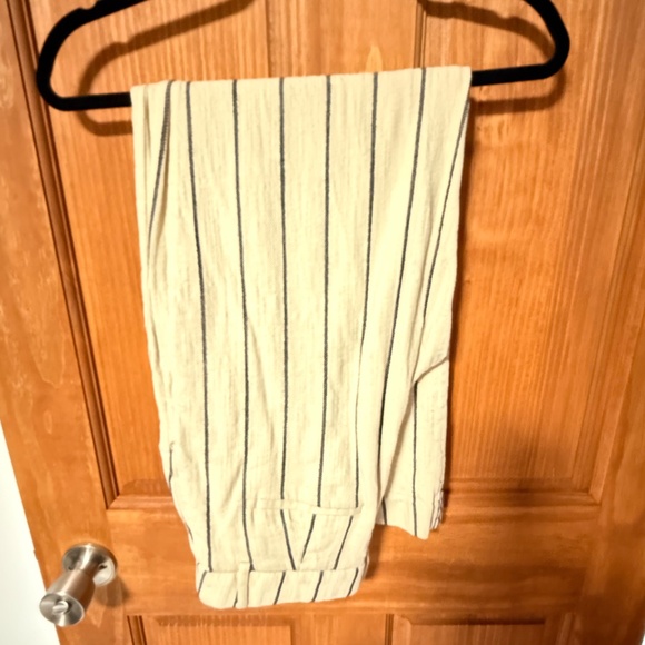 Stripe Pants Express - Picture 3 of 3